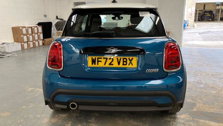 MINI Hatchback 1.5 Cooper Classic 3dr Auto Petrol Hatchback